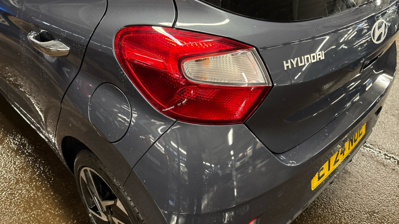 Hyundai i10 1.0 [63] Premium 5dr Auto [Nav] Petrol Hatchback